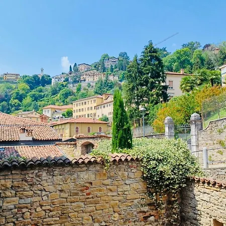 Charming Citta Alta Appartement Bergamo